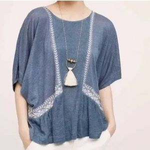 Akemi and Kin Anthropologie 100% linen top size small blue dolman sleeve